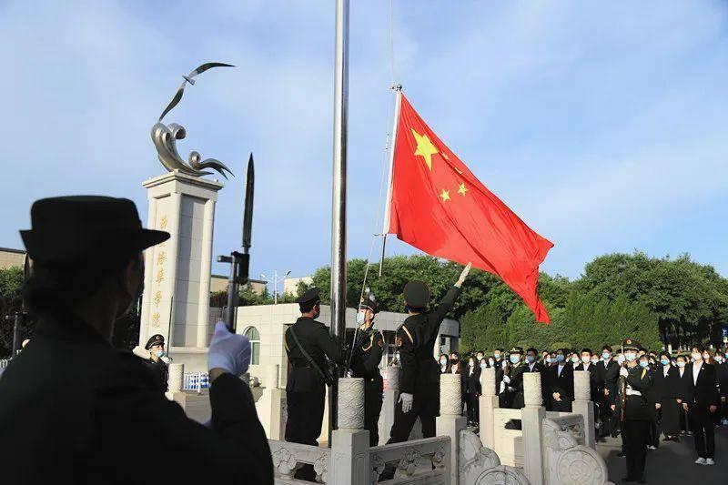 独眼方块找出口无敌版